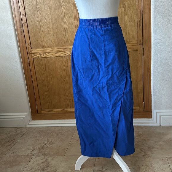 Sammy B nylon midi skirt - Picture 4 of 6